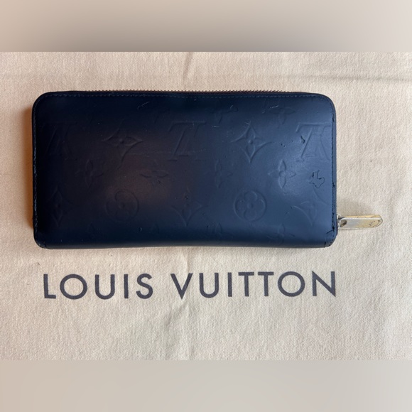 Authentic Louis Vuitton zippy wallet - Picture 4 of 9